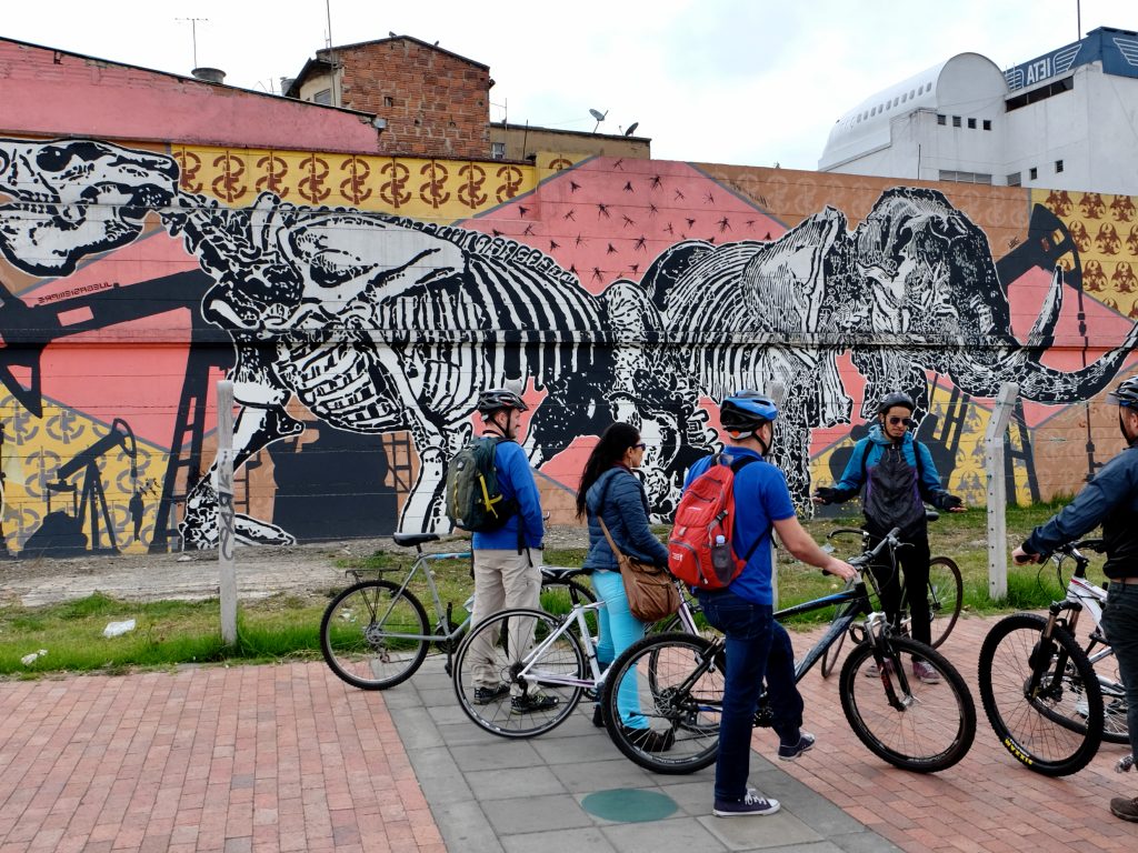 COL_Bogota_street art_graffiti bicycle tour_BL – 1