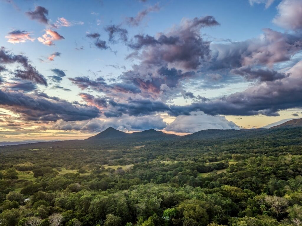 COS_Arenal_Rincondelavieja_shutterstock_2100537907