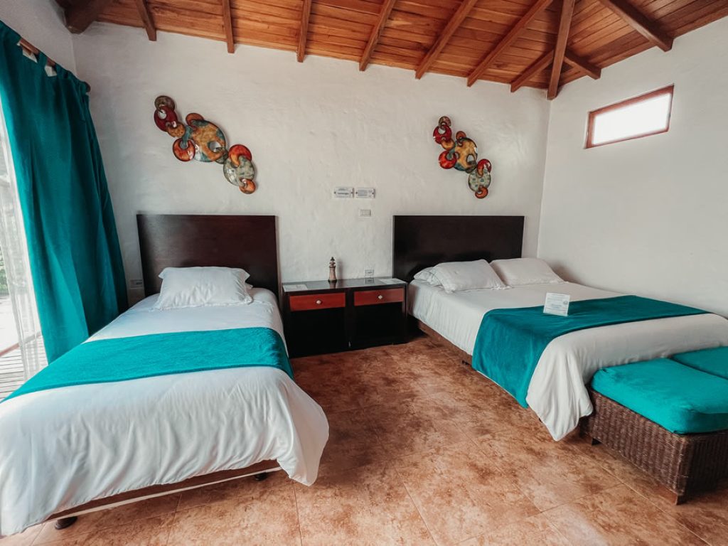 Ecuador – Galapagos – Isamar – Bedroom