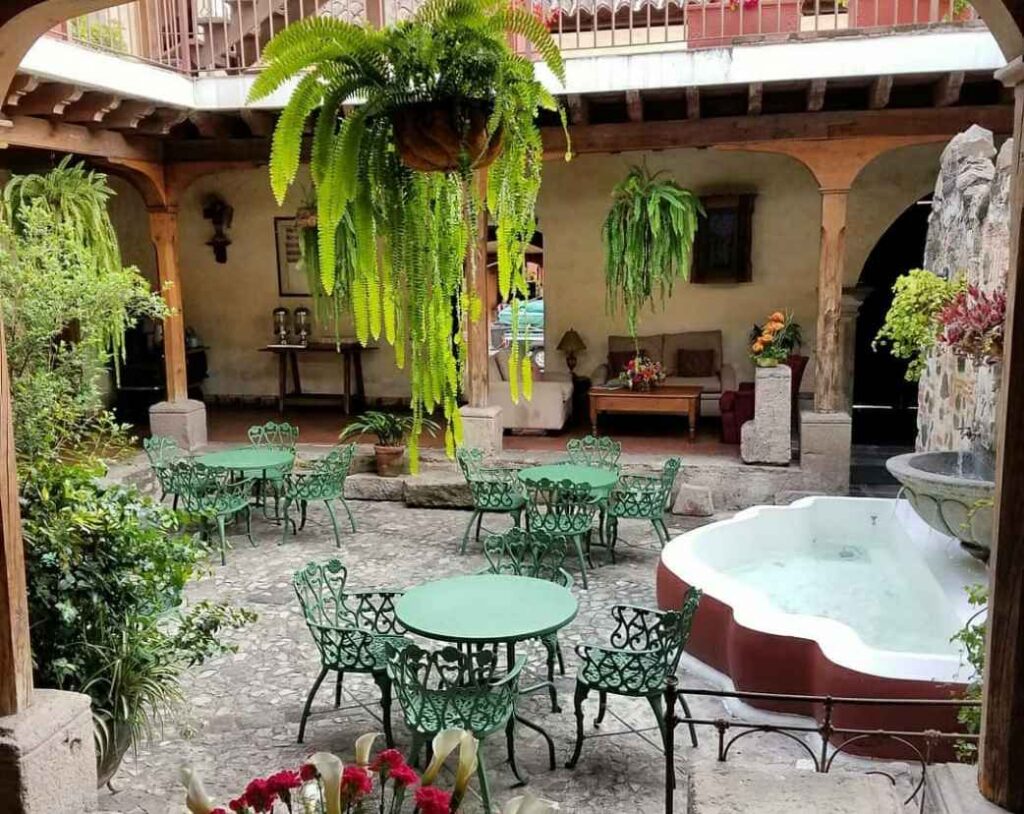 Meson de Maria courtyard