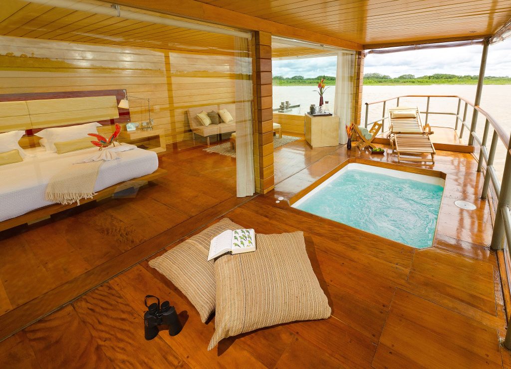 Peru – Amazon – Delfin I – Deluxe Master Suite