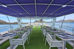 Ecuador – Galapagos – Accommodation – Monserrat – Al Fresco Dining 4-min