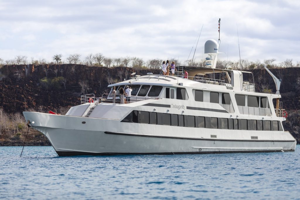 Ecuador – galapagos – Integrity – exterior