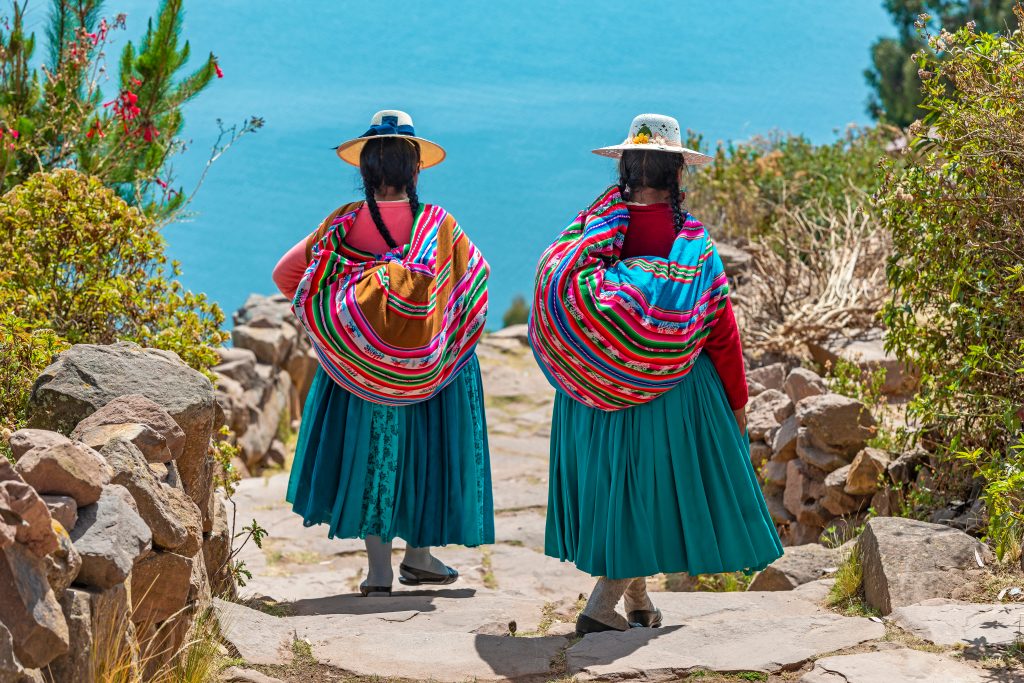 BOL_LakeTititcaca_shutterstock_1671536494
