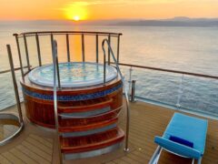 Antarctica – Quark – Ocean Explorer – Jacuzzi