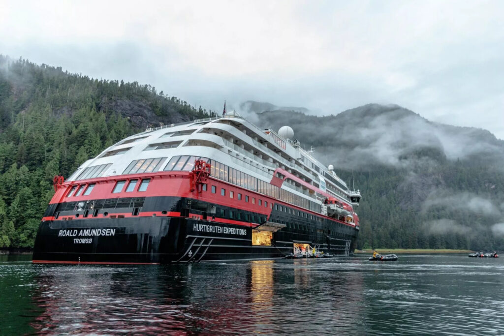 Roald Amundsen Ship