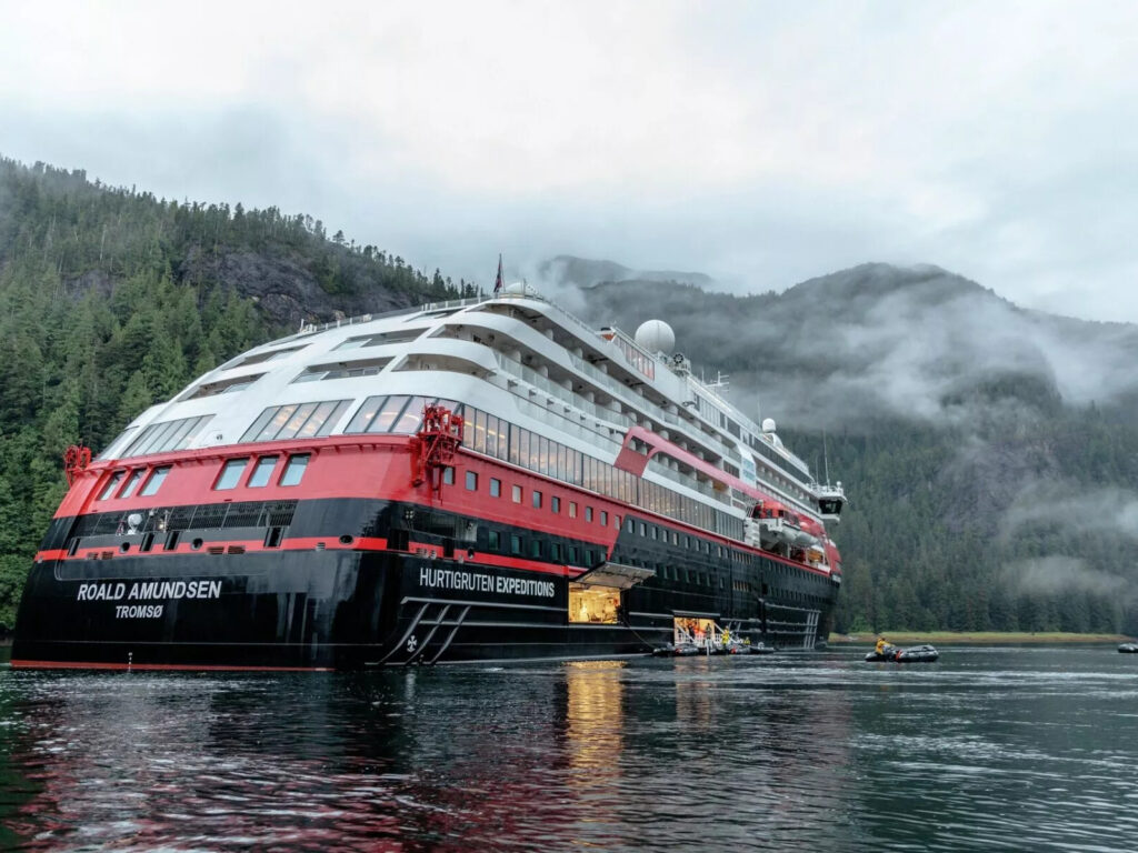 Roald Amundsen Ship