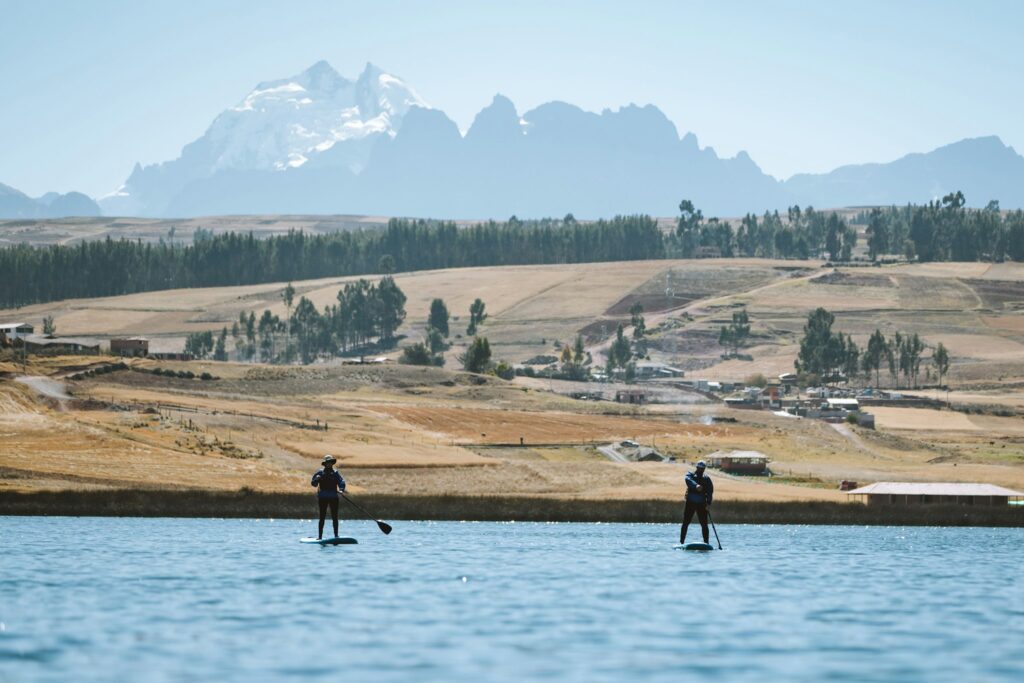 AE Stand up paddle boarding 2