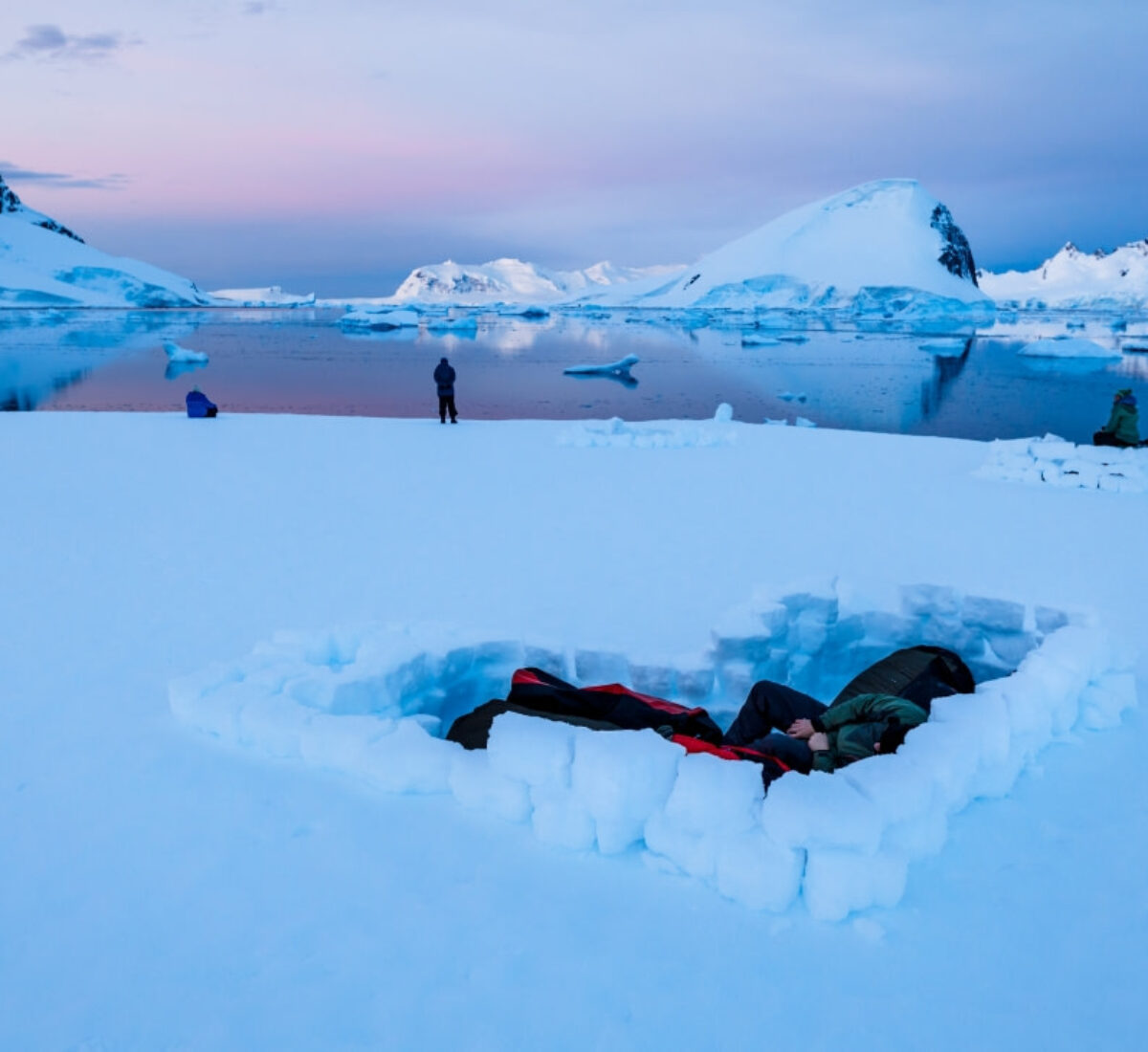 Antarctica – Oceanwide – Camping – Max Draeger