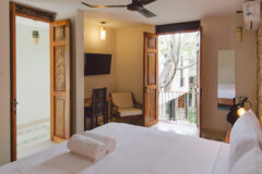 Guest room with king bed