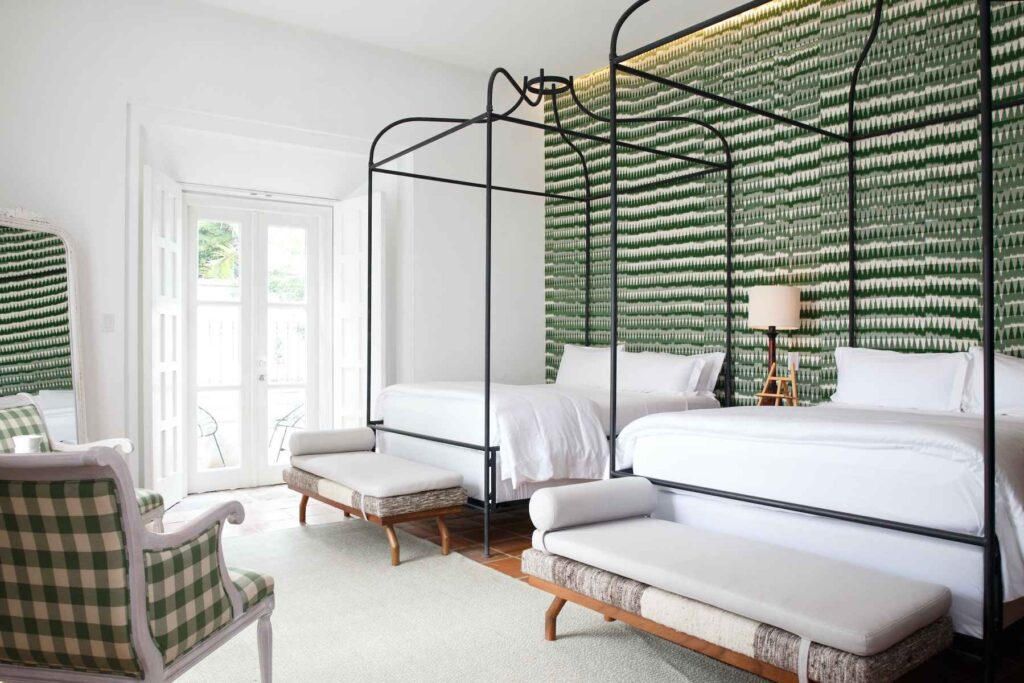 Villa Bokeh - bedroom with two beds