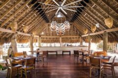 Isla Palenque dining room
