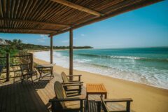 Pousada Tutabel beachfront lounge area
