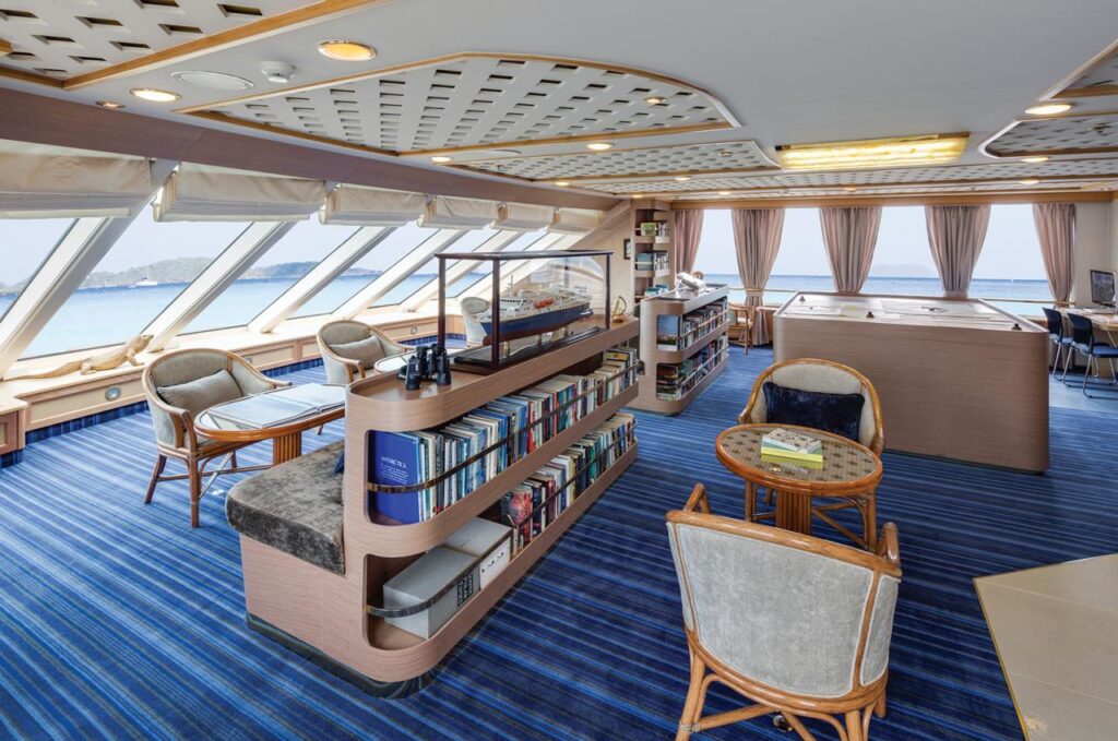 Antarctica – National Geographic Lindblad -Orion Library