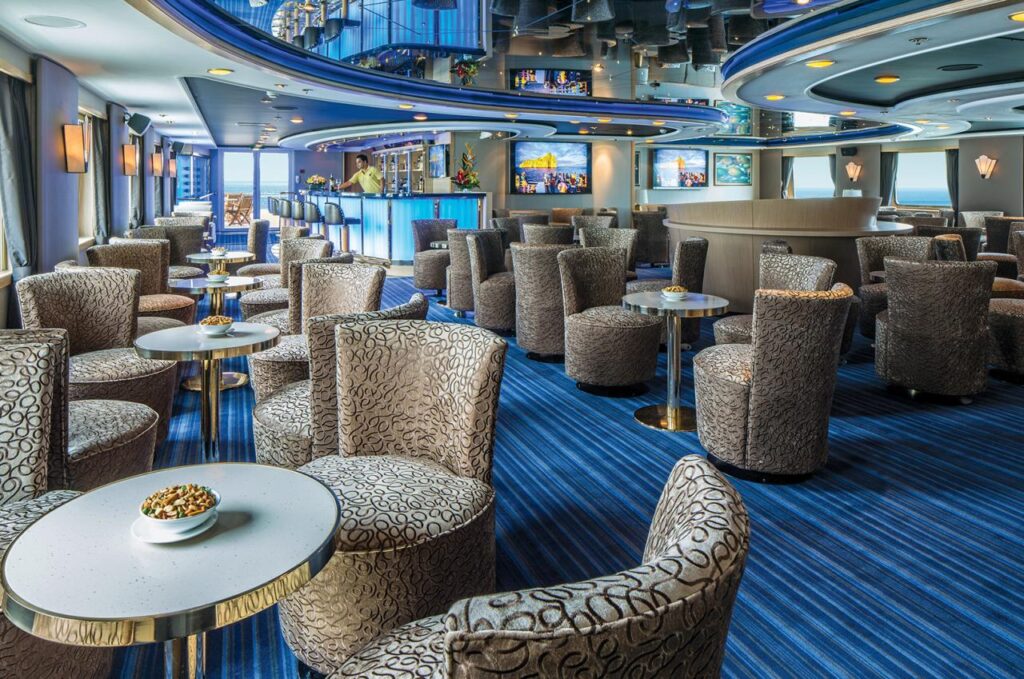 Antarctica – National Geographic Lindblad – Orion – restaurant