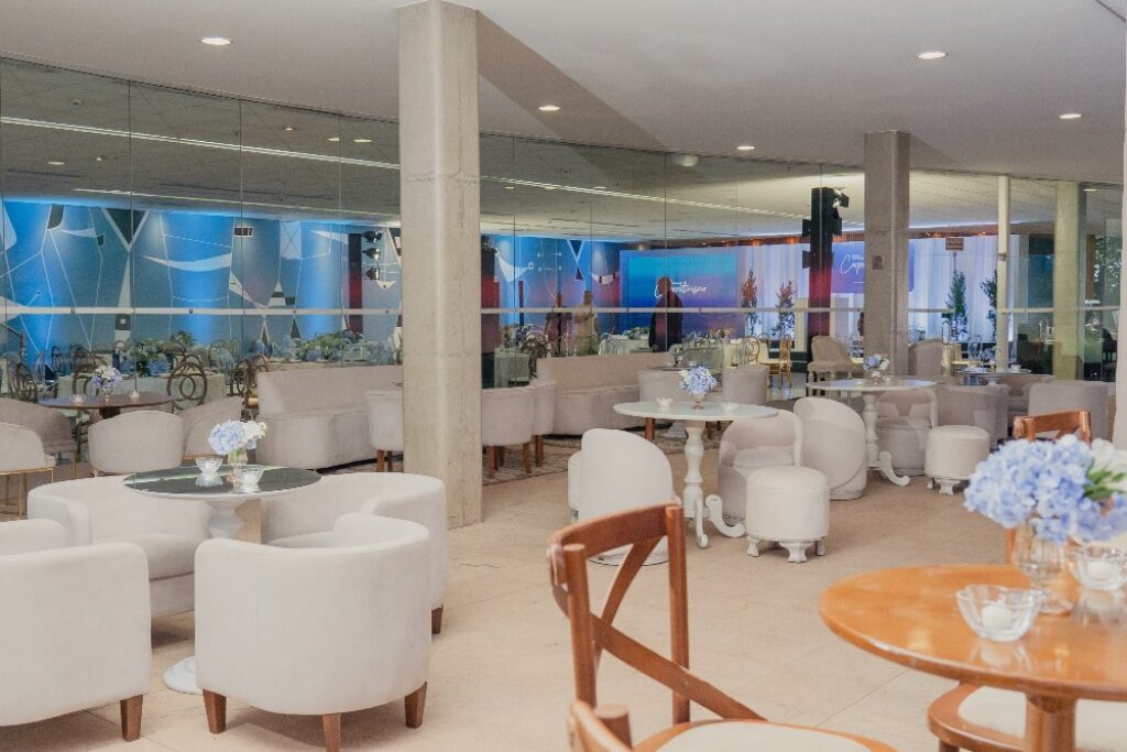 Bar area at Brasilia Palace