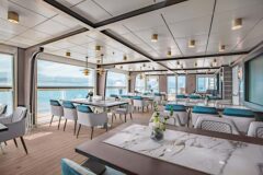 Antarctica – Polar LAtitudes – Ocean Victory – Antarctic_Panorama_Specialty_Restaurant