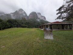 Bolivia – Santa Cruz – Amboro – Accommodation – Los Volcanes – Rooms exterior