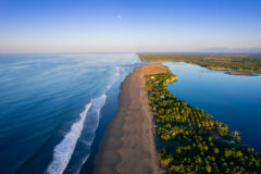 La Cocotera in El Salvador