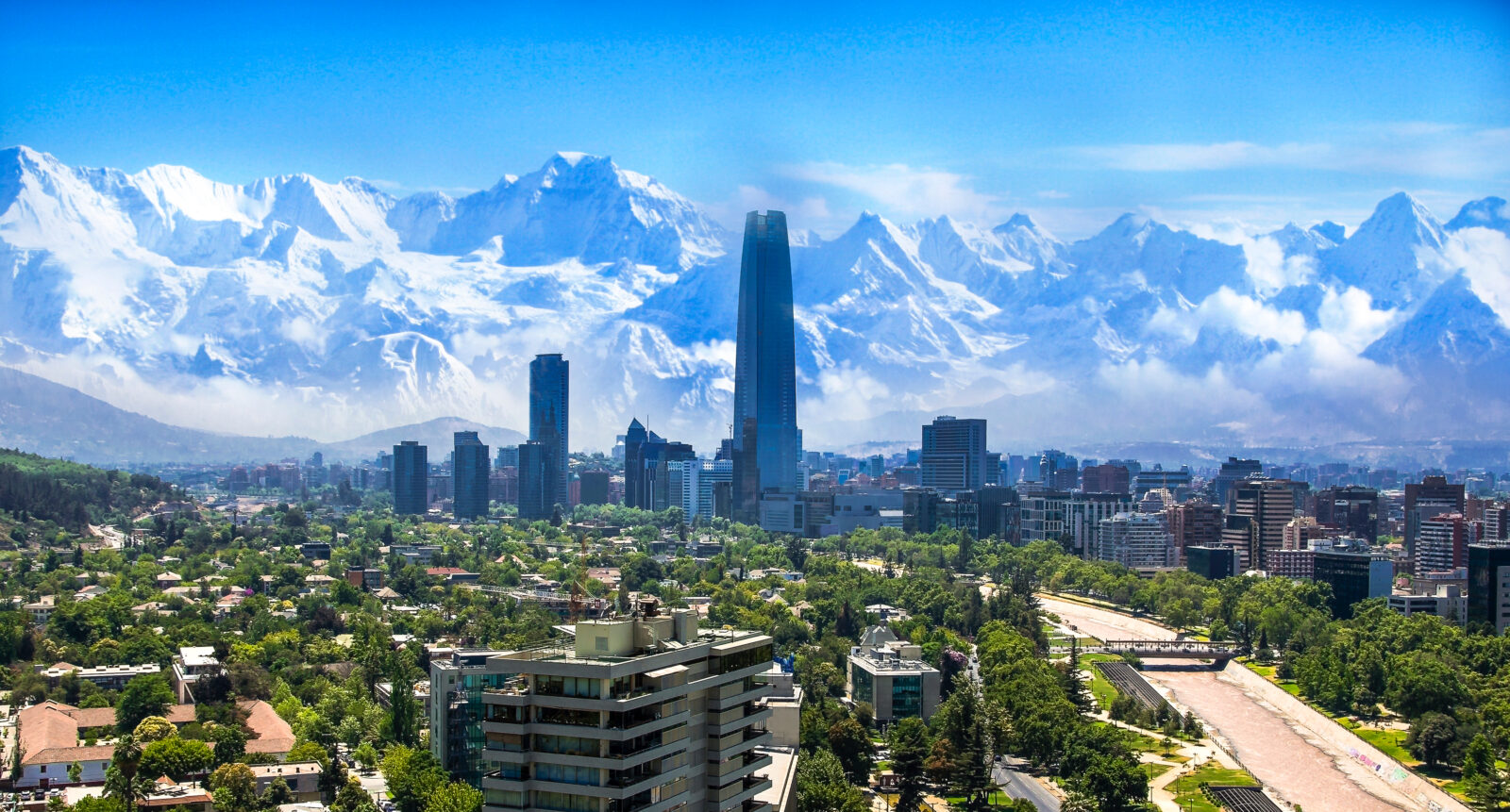 CHI_Santiago_Shutterstock_1116349802