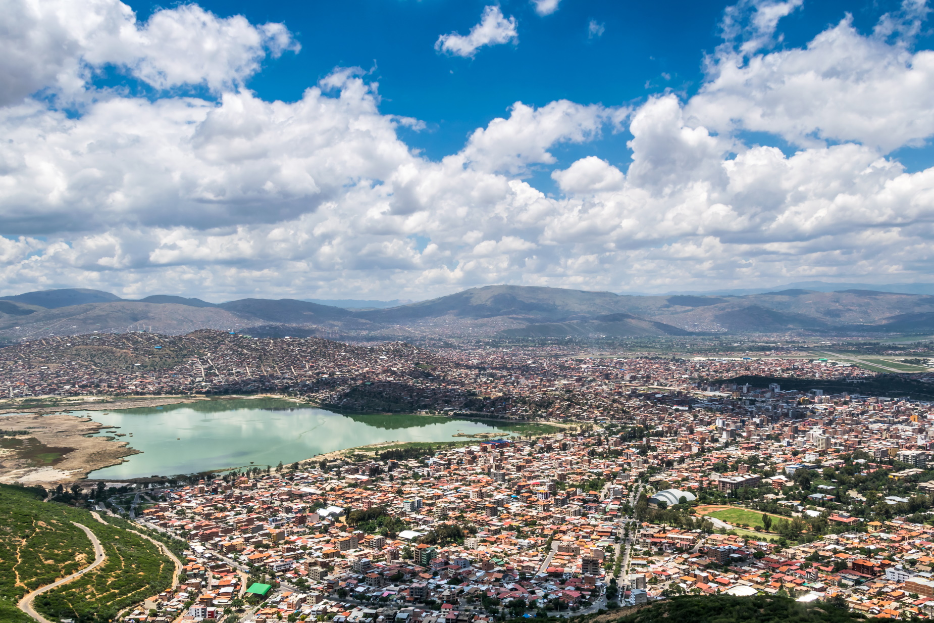 BOL_Cochabamba_shutterstock_683370229 Cochabamba Bolivia