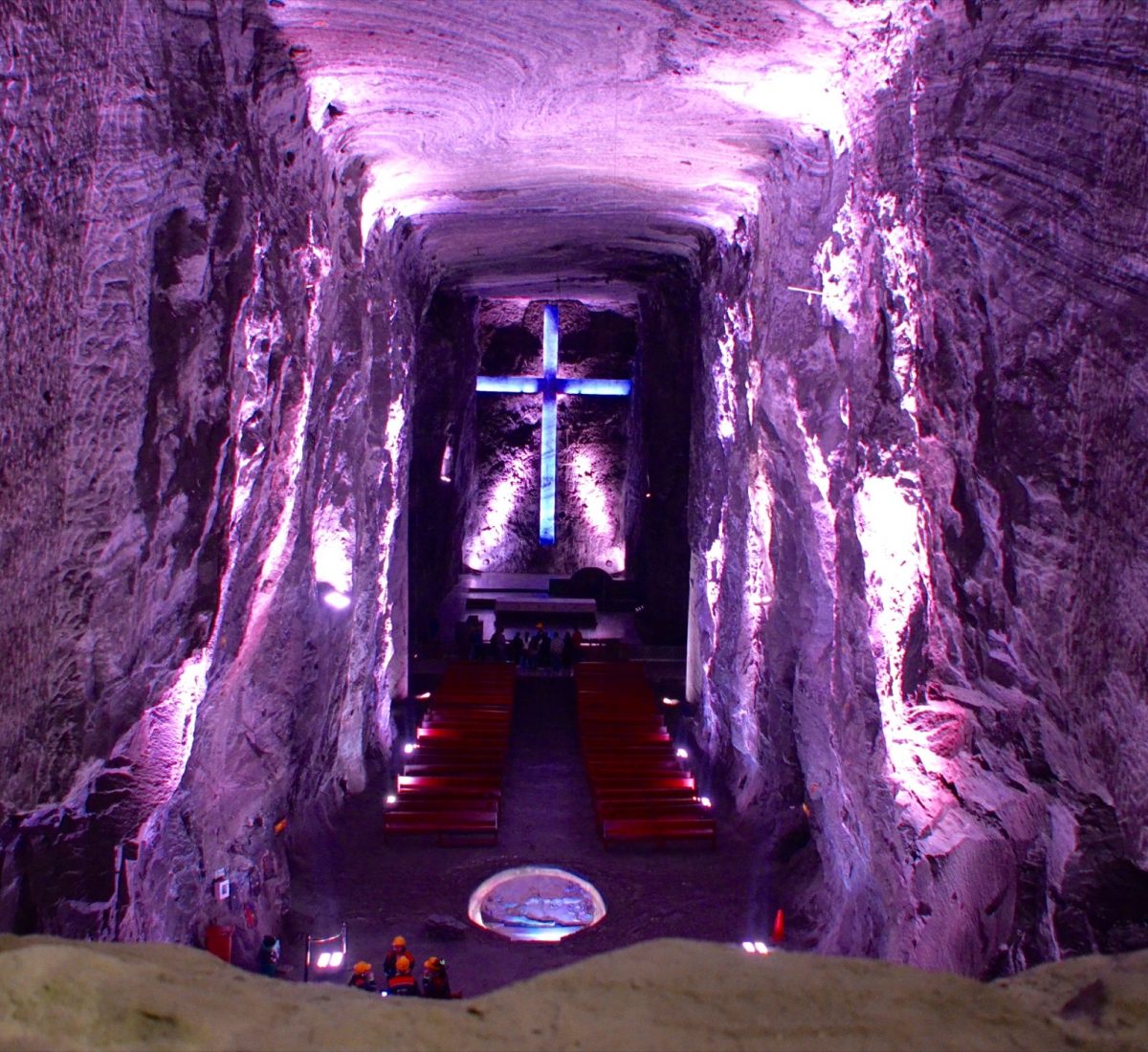 COL_Bogota_ZipaquiraSaltCathedral_LMF_staff