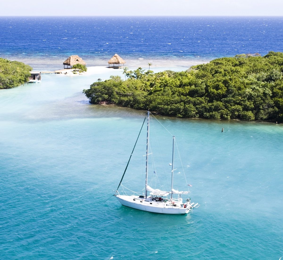 HON_Roatan_iStock_638712174