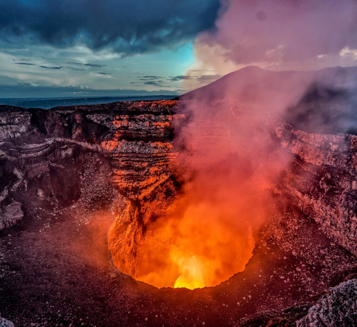 NIC_MasayaVolcano_Shutterstock_1071081989