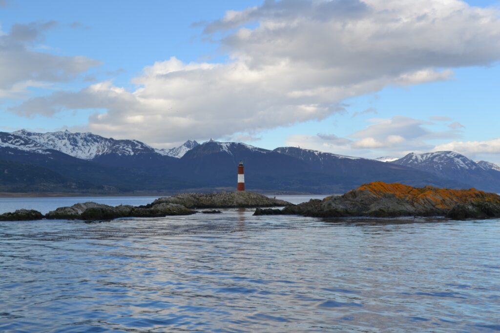 ARG_TierraDeFuego_Lighthouse_JMS_staff (1)