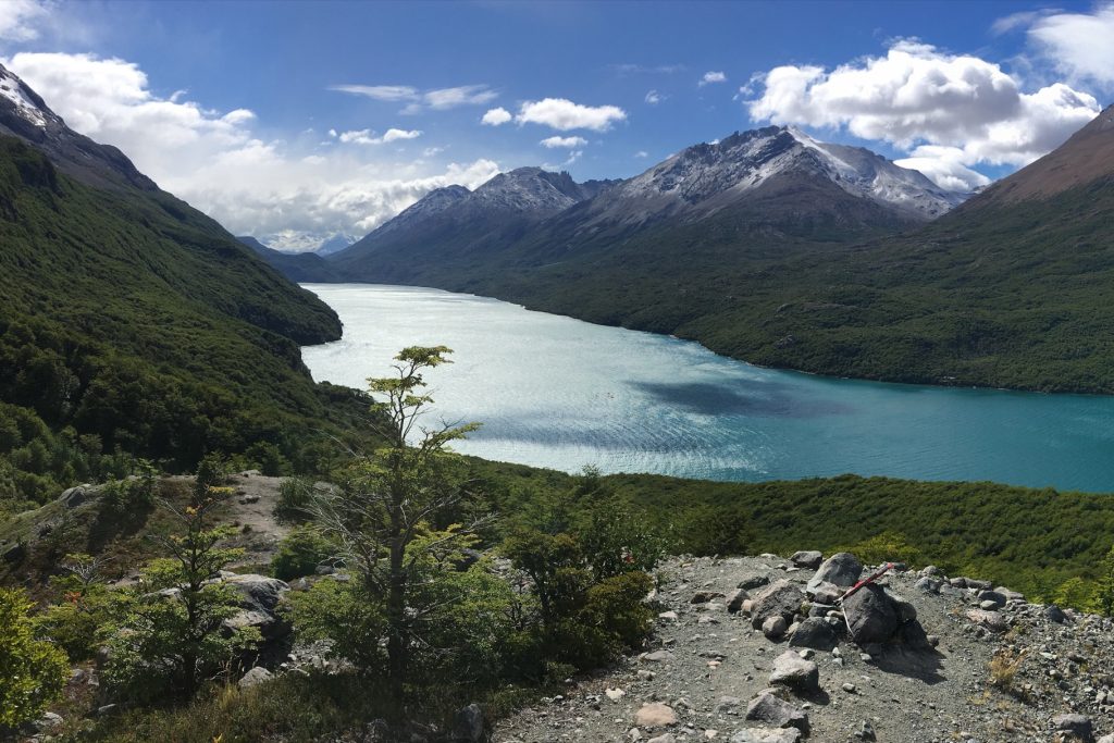 ARG_ElChalten_LagoDelDesierto_DN_staff (1)
