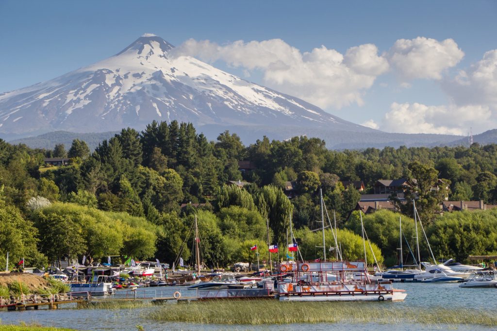 CHI_Pucon_Shutterstock_1026213406