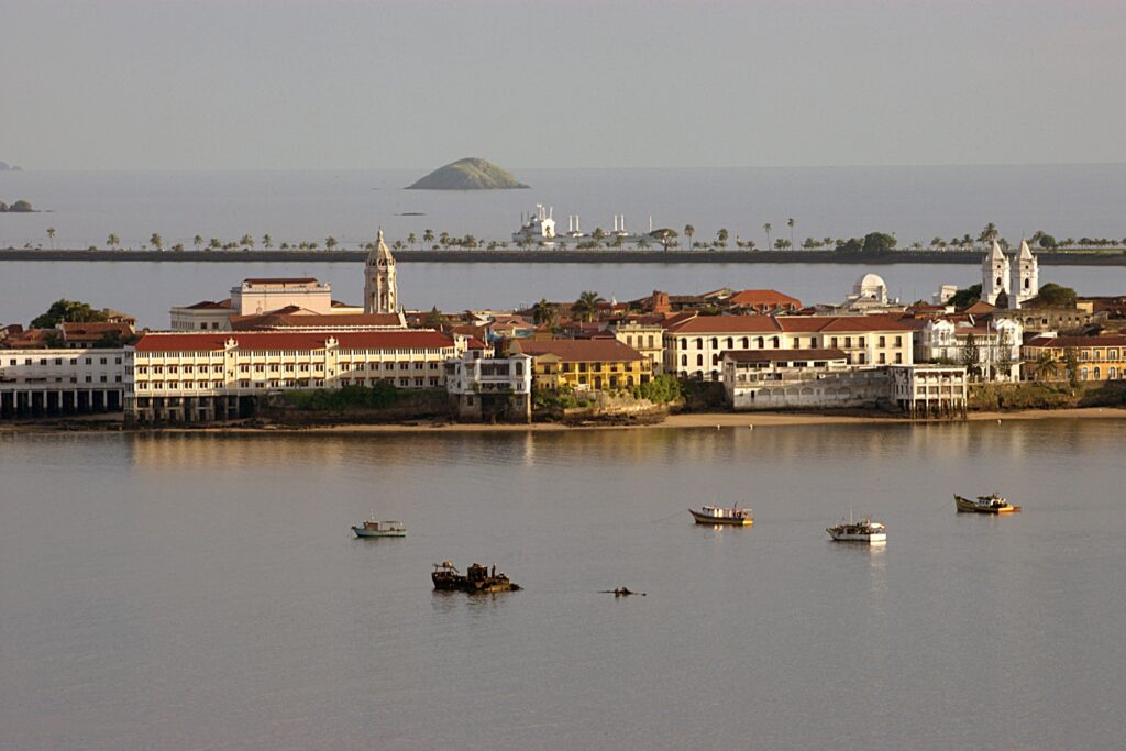 ANCON EXPEDITIONS ©