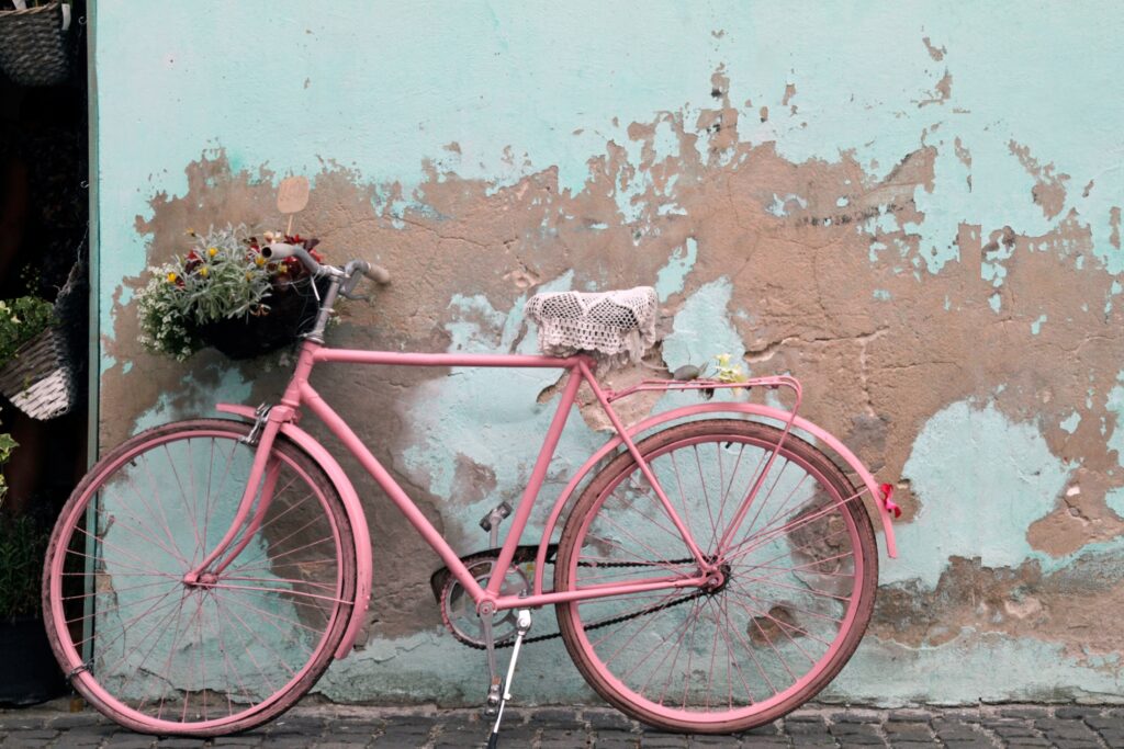 CUB_Havana_Bicycle_Shutterstock_1448860481