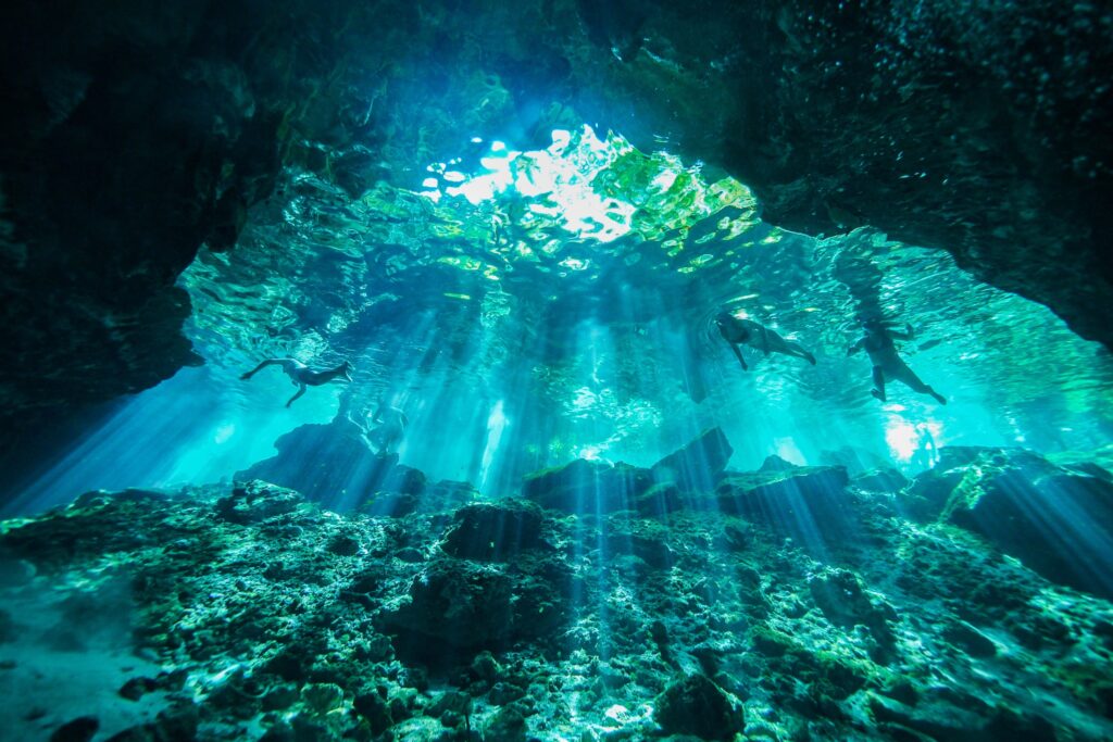 MEX_Cenote_shutterstock_1208152366