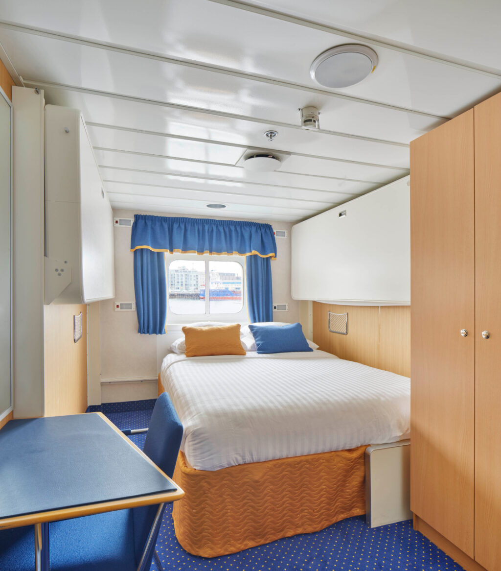 DOUBLE BEDROOM ON FERRY