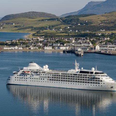 Ullapool Harbour – Cruise Ship Silver Wind Ullapool Harbour – Cruise Ship Silver Wind