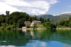 Hotel Correntoso