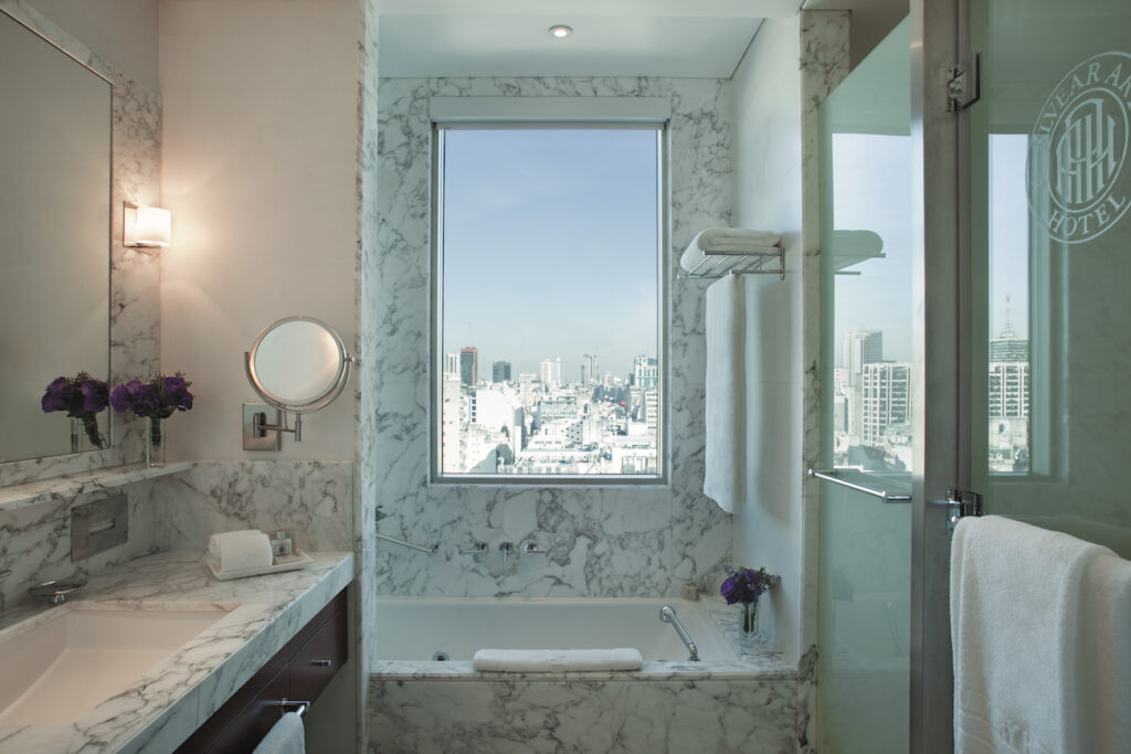 Alvear Art Hotel