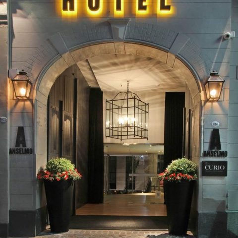 Hotel Owned © Anselmo Buenos Aires