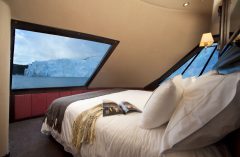 Arg_El_Calafare_Santa_Cruz_Cruise_Premium