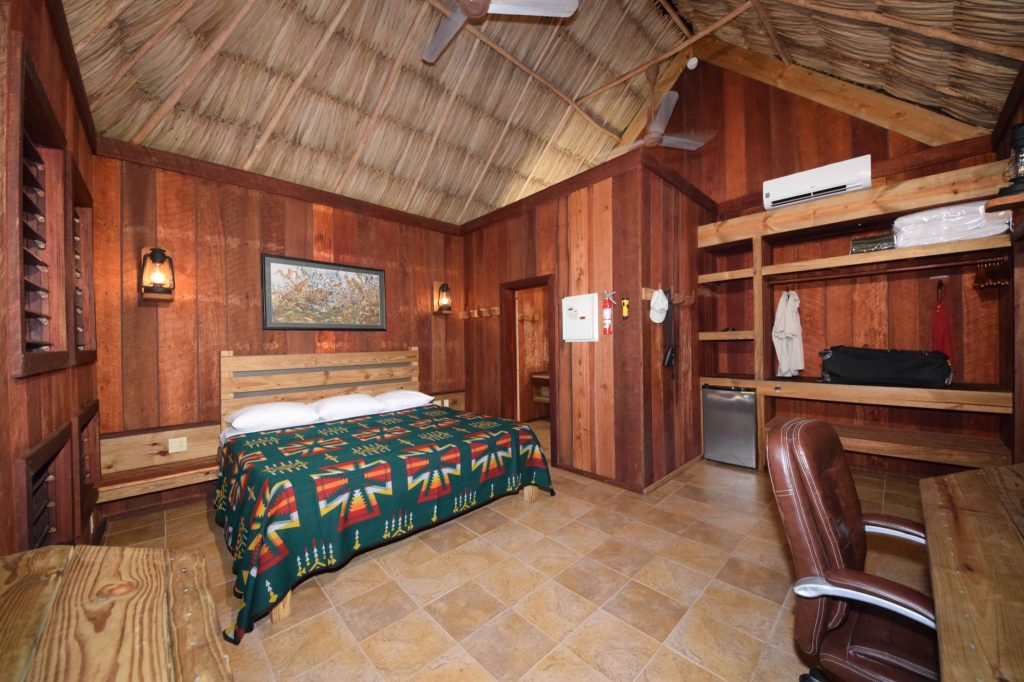BEL_MayaMountainsAndJungle_LamanaiOutpostLodge (1)