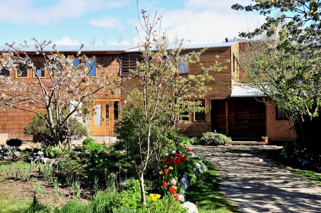 CHI_AisenAndTheCarreteraAustral_HostalElPuesto (1)