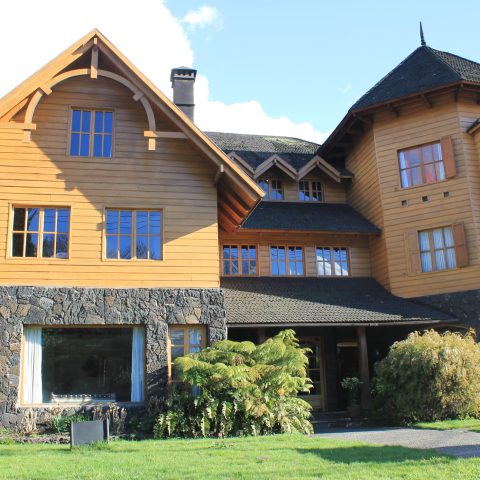 CHI_ChileanLakeDistrictNorth_HotelMalalhue (1)