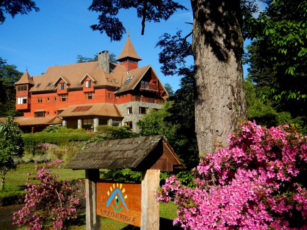 Chile_Lakes_South_Petrohue_Lodge2