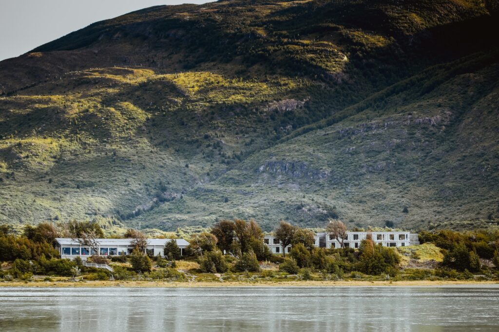 Hotel Lago Grey