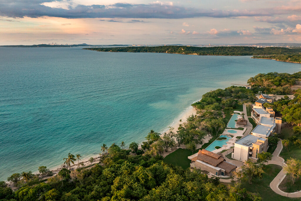 COL_Sofitel Baru_Aerial