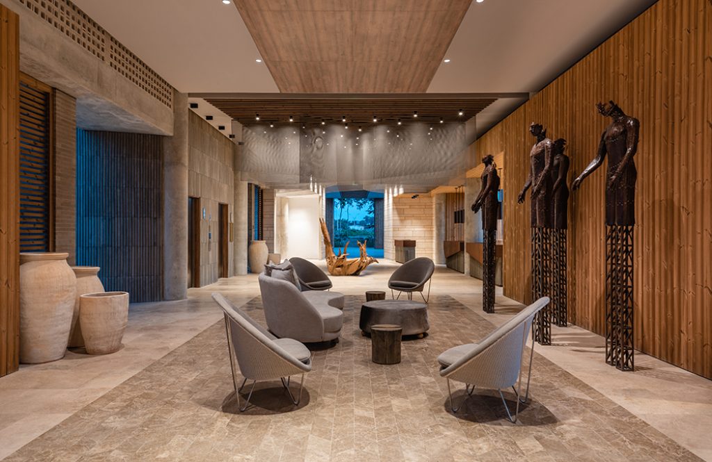 COL_Sofitel Baru_foyer