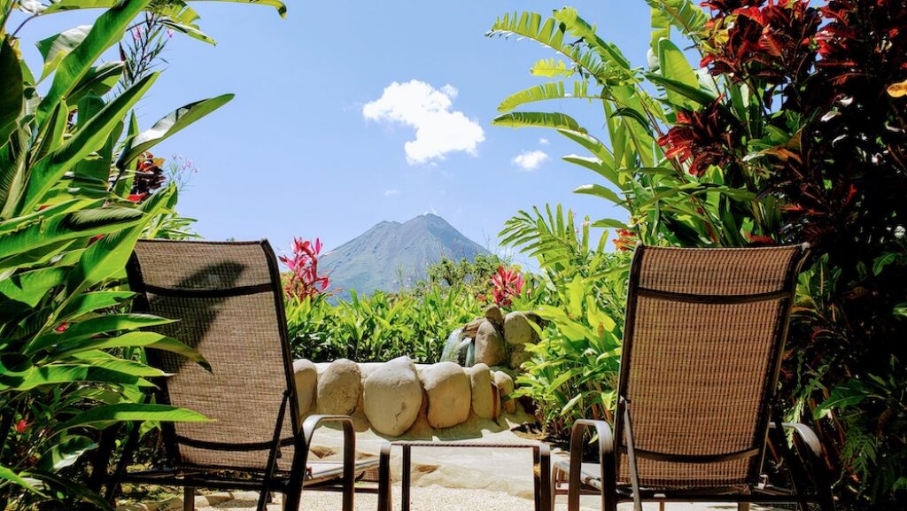Volcano Lodge
