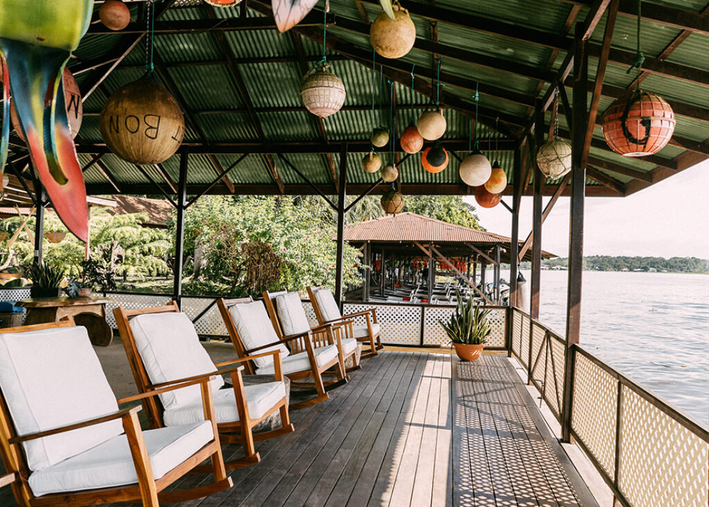 COS_Mawamba Lodge_deck