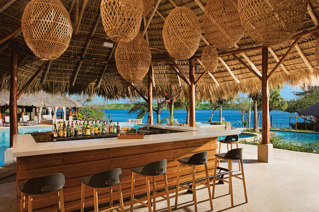 Costa Rica_Nicoya Peninsula_Secrets Papagayo bar